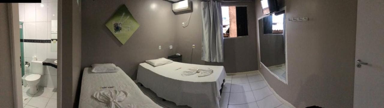 Iapi Hotel *